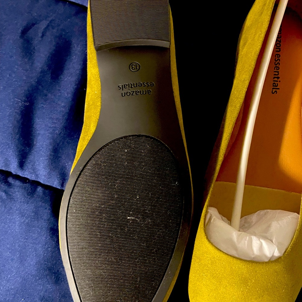 Beautiful Amazon Essentials Woman’s Flats